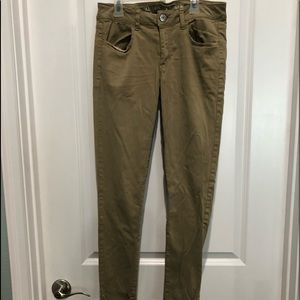 Tan American Eagle super stretch jeans, Sz 8